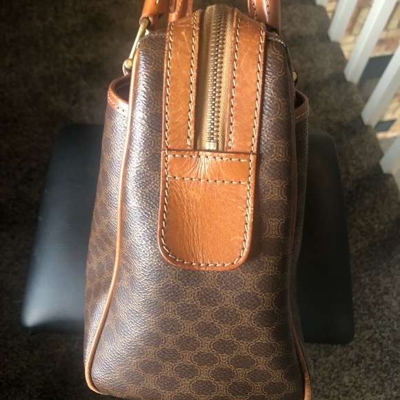 Celine Handbag - Picture 5 of 10